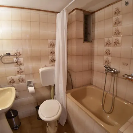 Дом отдыха Milton House *